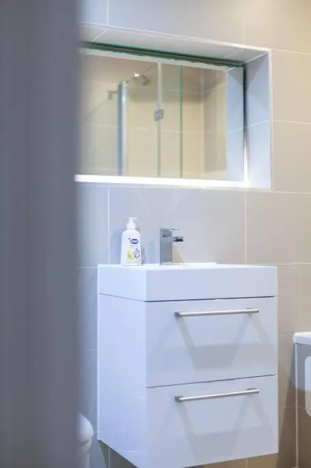 Charming & Large 1-Bedroom In The Heart Of London United Kingdom